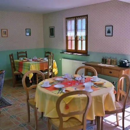 Couette-café Charmante Yéménite Accessible Au Cœur D'argonne - Fr-1-585-140 Futeau
