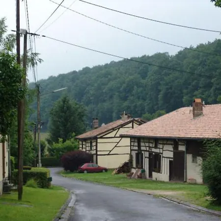 Charmante Yéménite Accessible Au Cœur D'argonne - Fr-1-585-140 Couette-café 3*